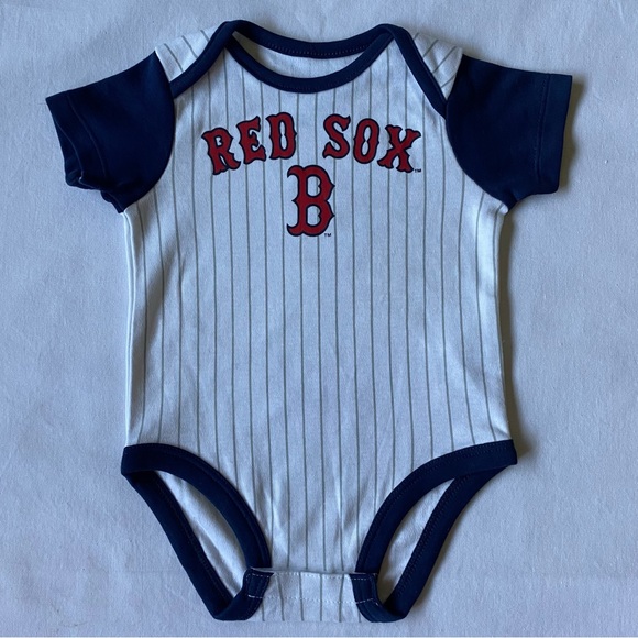 Boston Red Sox Outfit Size 6 9 Months Baseball One Piece snap MLB Pinstripe EUC - Picture 13 of 13